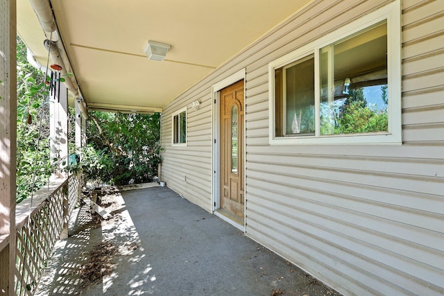 1704 Ashby Rd, Shasta Lake, CA 96019 - view of porch