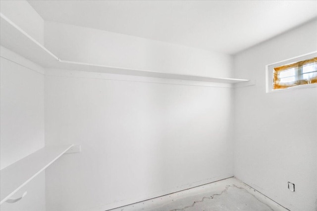 17171 Flanagan Rd, Redding, CA 96003 - view of walk in closet