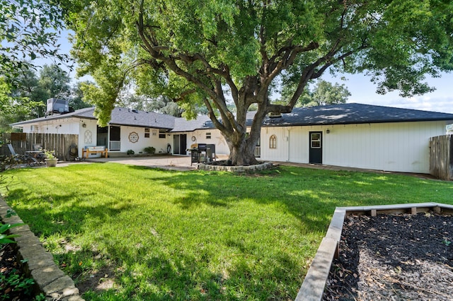 3689 Suzanne Way, Redding, CA 96002 - rear view of property with a patio