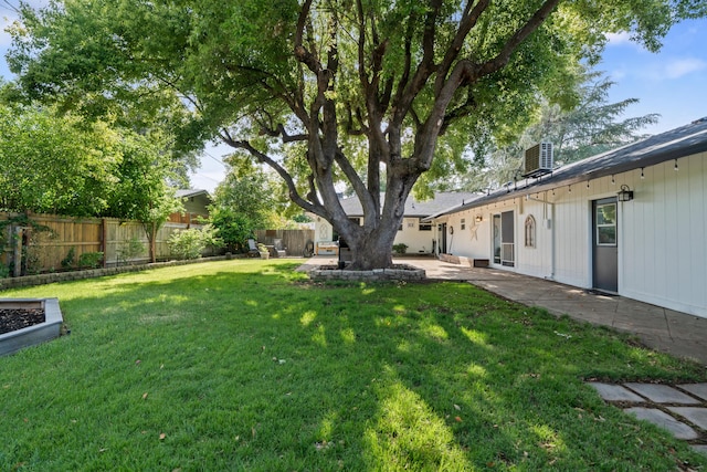 3689 Suzanne Way, Redding, CA 96002 - view of yard featuring a patio area
