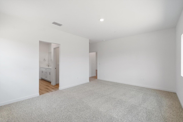 903 Katmai Pl, Redding, CA 96001 - empty room with light carpet, baseboards, and recessed lighting