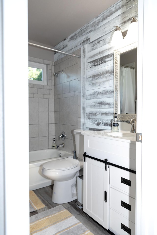 1018 Pineland Dr, Redding, CA 96002 - full bath featuring vanity, toilet, and shower / bathtub combination with curtain