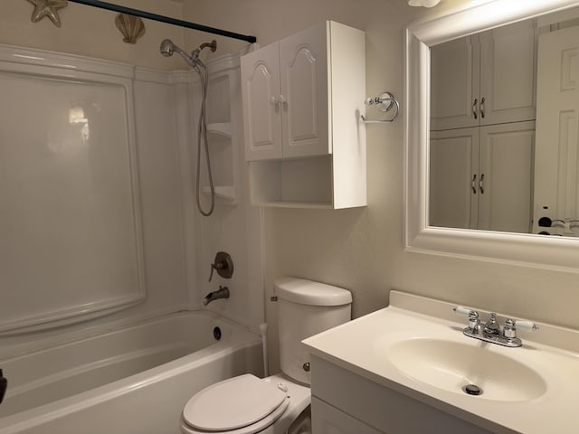 1434 Jeffries Ave, Anderson, CA 96007 - full bathroom with toilet, shower / tub combination, and vanity