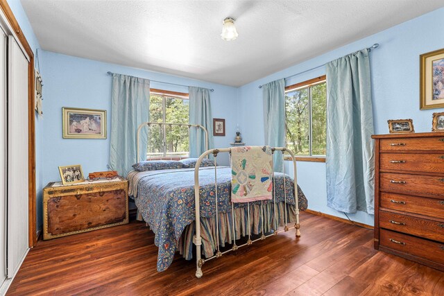 7372 Tahoe Ln, Shingletown, CA 96088 - bedroom with wood finished floors
