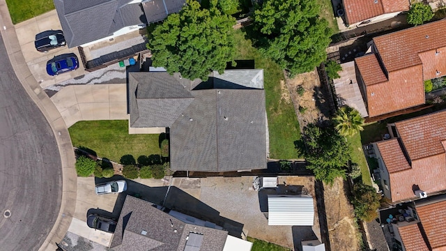 910 Montcrest Dr, Redding, CA 96003 - aerial perspective of suburban area