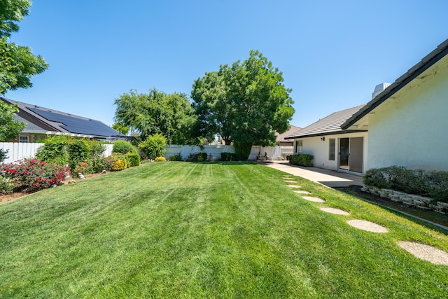 2184 Darsha Ln, Redding, CA 96003 - view of yard with a patio