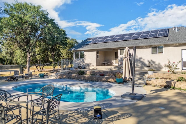 10844 Green Oaks Ln, Redding, CA 96003 - view of swimming pool featuring a patio