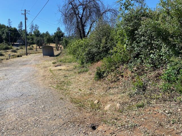 13679 Old Oregon Trl, Redding, CA 96003