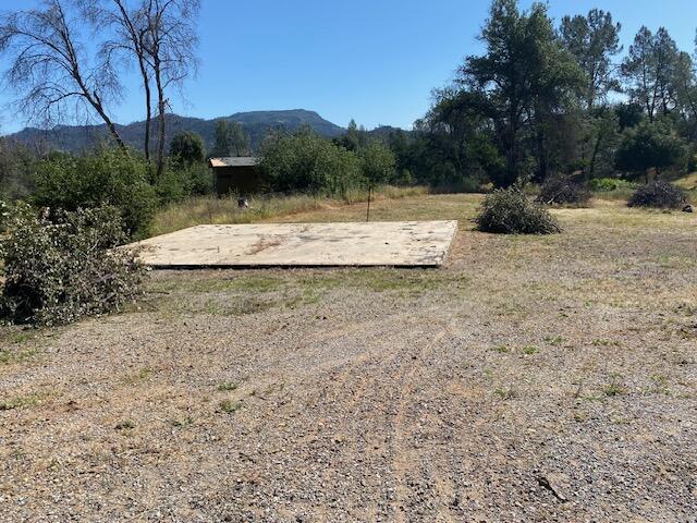 13679 Old Oregon Trl, Redding, CA 96003