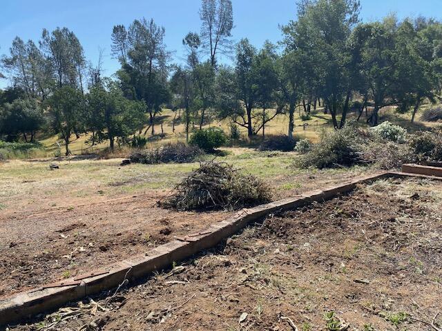 13679 Old Oregon Trl, Redding, CA 96003