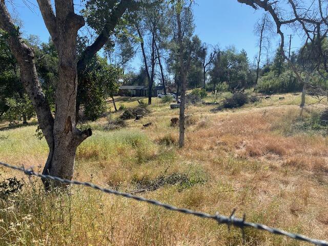 13679 Old Oregon Trl, Redding, CA 96003