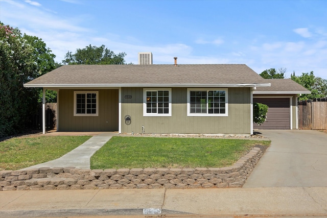 635 Nicklaus Ave, Red Bluff, CA 96080 - ranch-style house with driveway, a shingled roof, and an attached garage