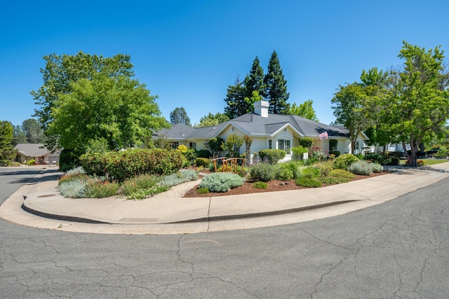 3811 Andes Dr, Redding, CA 96001 - view of front of home