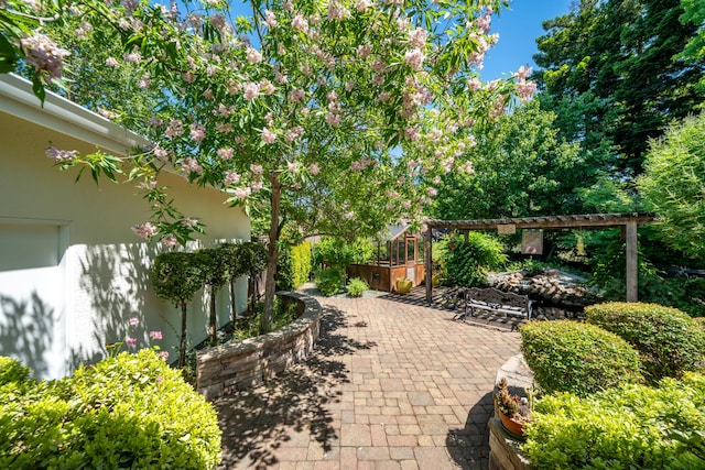 3811 Andes Dr, Redding, CA 96001 - view of patio