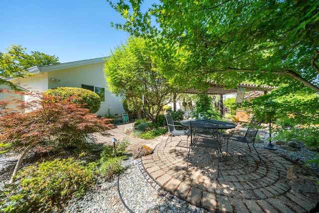 3811 Andes Dr, Redding, CA 96001 - view of patio with outdoor dining area