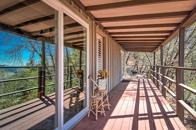 19370 Mountain Maple Rd, Lakehead, CA 96051 - view of deck