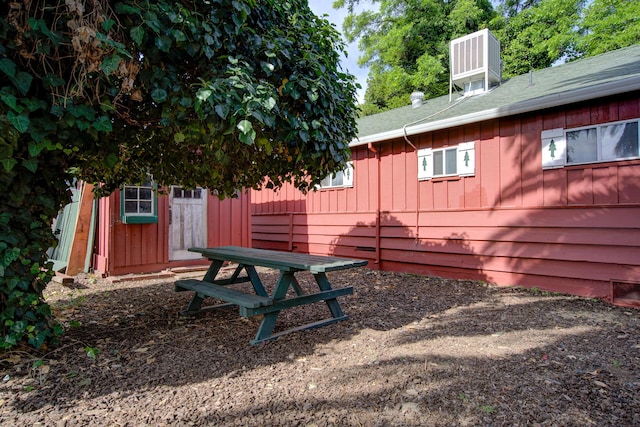 2915 Rockabye Ln, Redding, CA 96002 - view of yard featuring central air condition unit