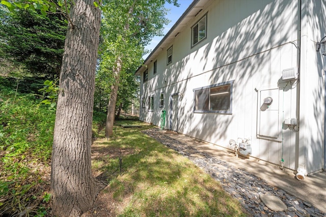 2190 Skyline Dr, Redding, CA 96001 - view of side of property