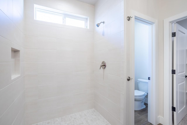 20171 Solomon Peak Dr Lot 20, Anderson, CA 96007 - full bathroom featuring tiled shower and toilet