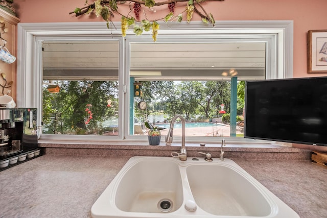 2940 Felstet Ln, Redding, CA 96001 - detailed view of a sink