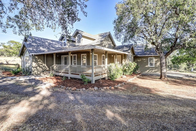 13360 Oak Run Rd, Oak Run, CA 96069 - view of front facade featuring a porch