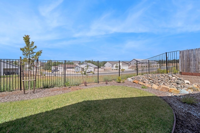 2764 Austere Ave, Redding, CA 96003 - view of yard