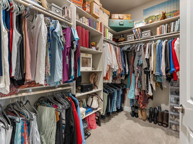 2830 Calaveras Ct, Redding, CA 96002 - spacious closet featuring carpet