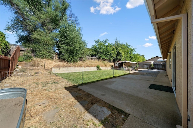 853 Paramount Way, Redding, CA 96003 - view of yard with a patio area
