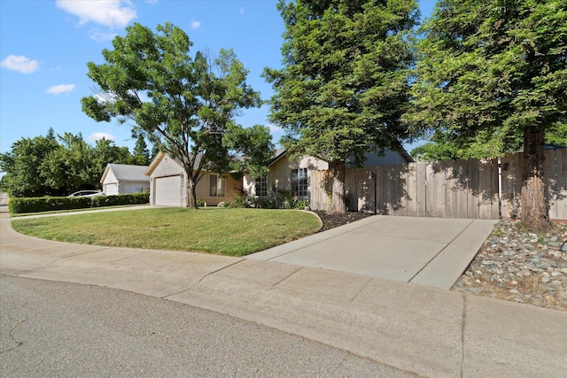 853 Paramount Way, Redding, CA 96003 - view of front of house featuring concrete driveway