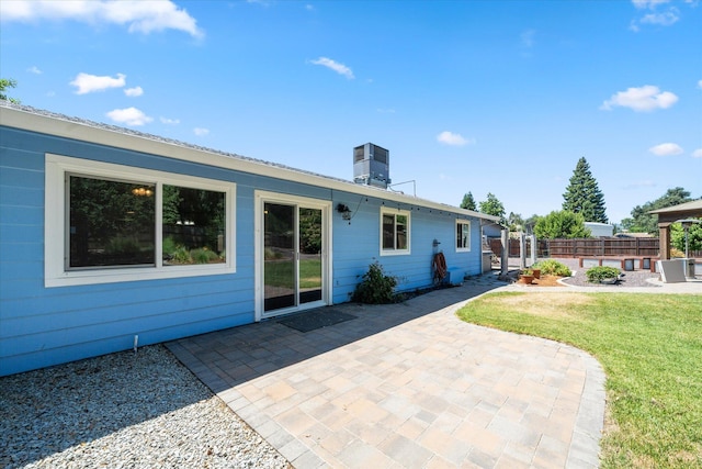 466 Tourmaline Way, Redding, CA 96003 - back of house with a patio area