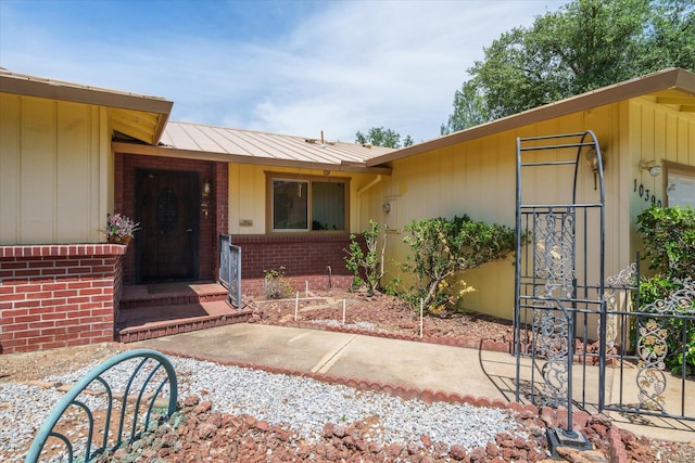 10390 October Ln, Redding, CA 96003 - photo 2