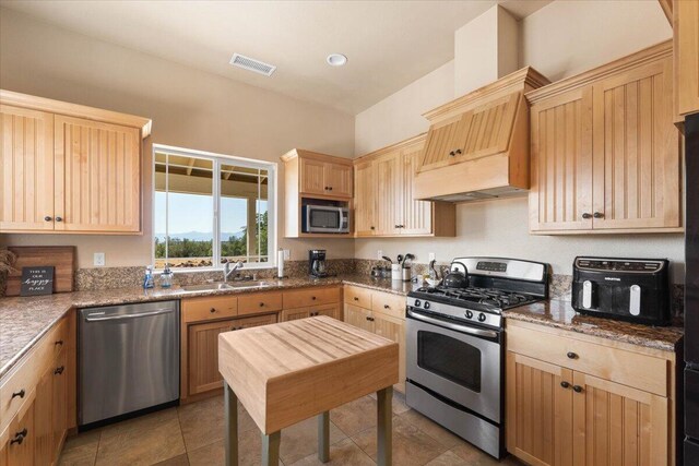 25150 Dersch Rd, Anderson, CA 96007 - photo 21