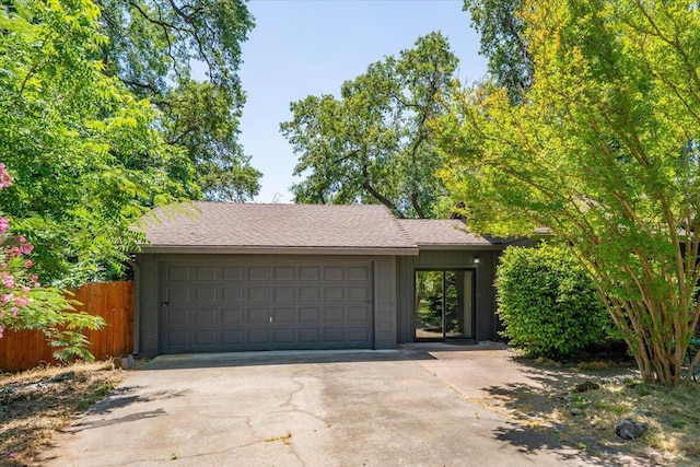 2551 S Waverly Ave, Redding, CA 96001 - garage featuring concrete driveway