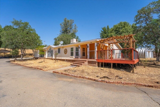 22400 E Elk Trl, Redding, CA 96003 - ranch-style home with a pergola