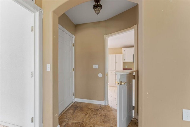 22400 E Elk Trl, Redding, CA 96003 - corridor with arched walkways and baseboards