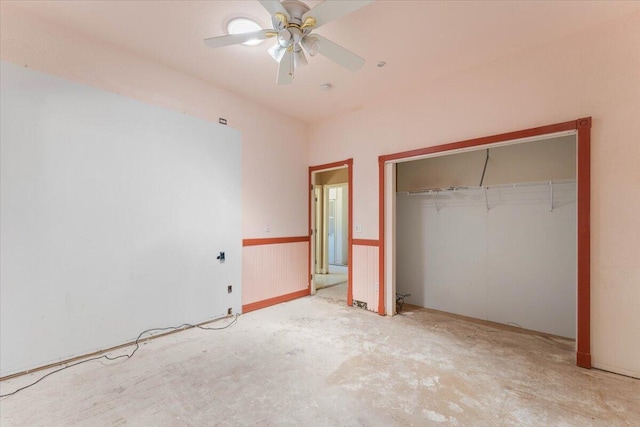 22400 E Elk Trl, Redding, CA 96003 - unfurnished bedroom featuring a closet and ceiling fan