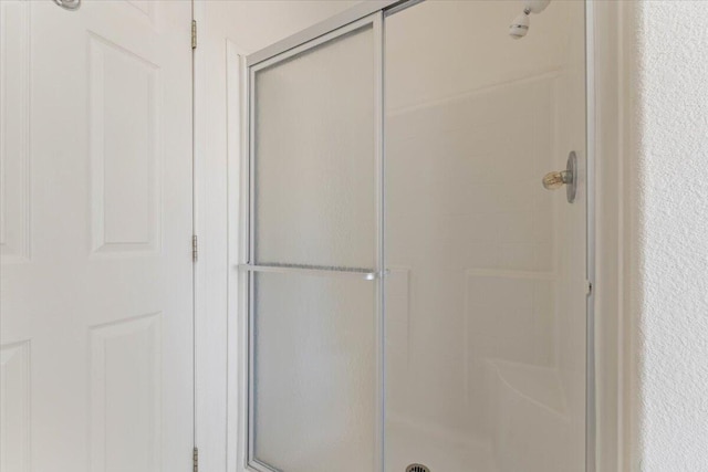 22400 E Elk Trl, Redding, CA 96003 - bathroom featuring a stall shower