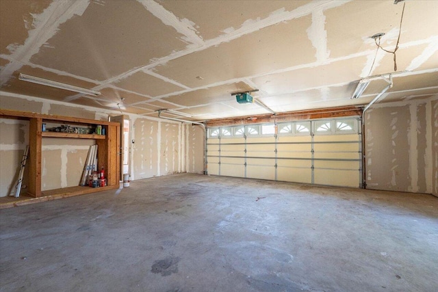 22400 E Elk Trl, Redding, CA 96003 - garage with a garage door opener