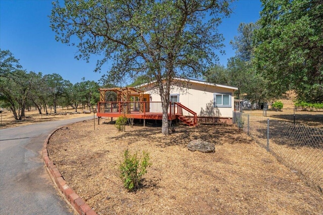 22400 E Elk Trl, Redding, CA 96003 - manufactured / mobile home featuring a deck and a pergola