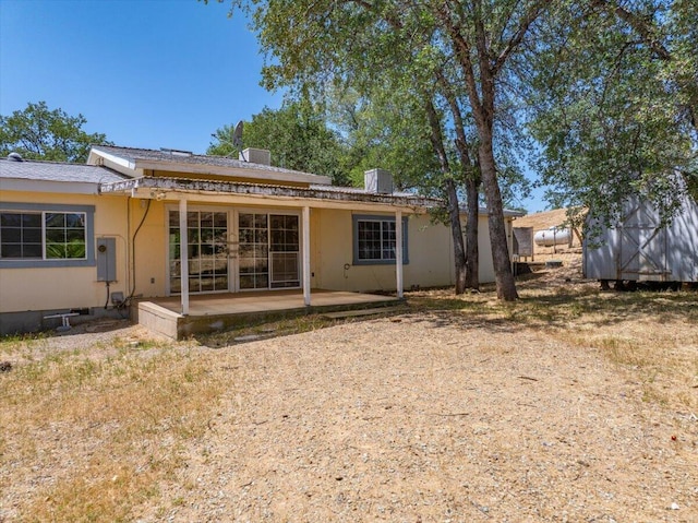 22400 E Elk Trl, Redding, CA 96003 - rear view of house with a patio