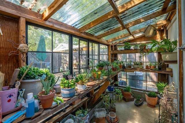 2364 La Madre Ct, Redding, CA 96002 - sunroom featuring concrete floors