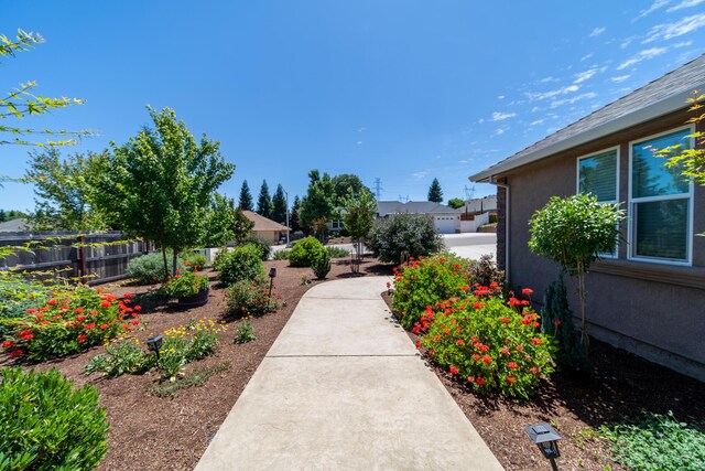 4648 Kilkee Dr, Redding, CA 96001 - view of property's community