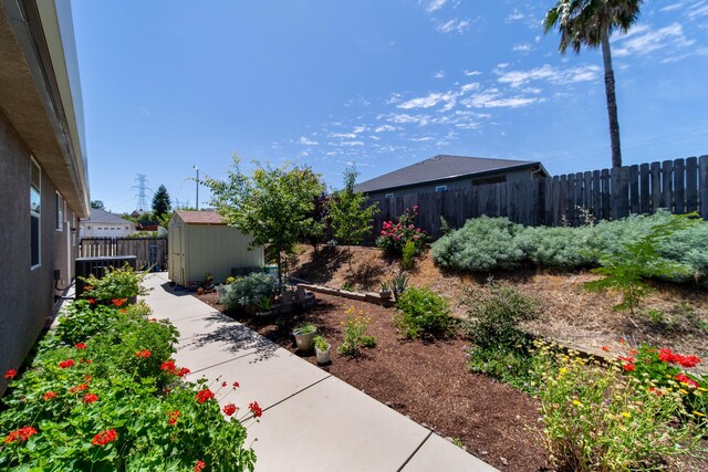 4648 Kilkee Dr, Redding, CA 96001 - view of fenced backyard