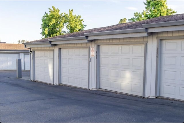 410 Ridgecrest Trl Unit 226, Redding, CA 96003 - view of garage