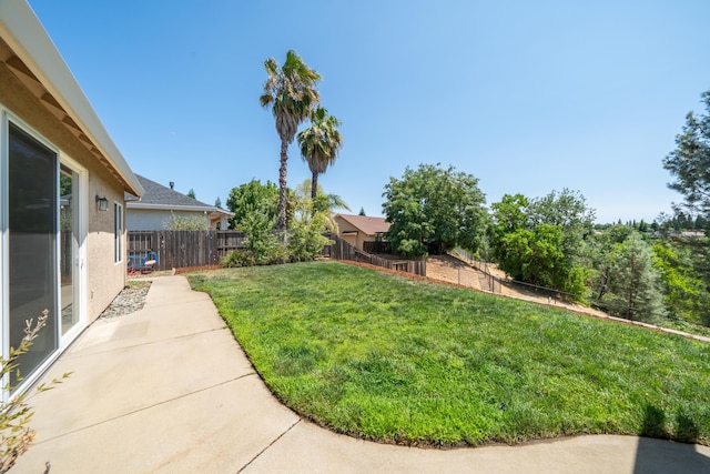 3337 Old Lantern Dr, Redding, CA 96003 - view of yard