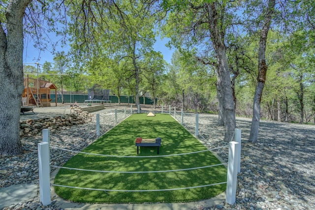 17400 Pittim Dr, Redding, CA 96003 - view of home's community