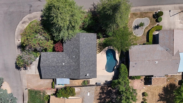 1401 Casa Vereda Way, Redding, CA 96003 - aerial overview of property's location featuring a pool