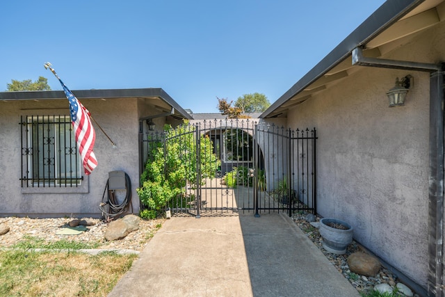 1136 Woodland Ter, Redding, CA 96002 - view of gate