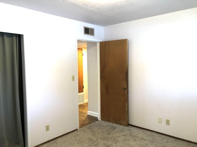 4200 Travona St, Redding, CA 96001 - unfurnished room with carpet flooring and baseboards