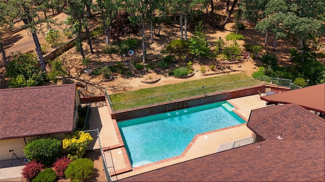 21247 Creekside Dr, Red Bluff, CA 96080 - view of swimming pool featuring a fenced backyard and a patio